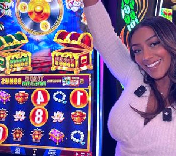 Surfing Beauties slot machine
