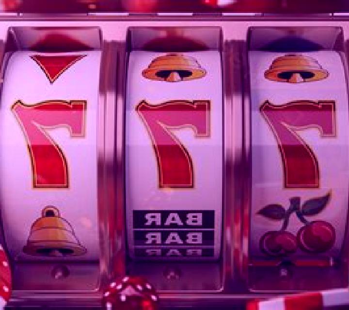Surging 7s slot machine