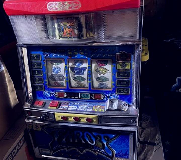 Tarot slot machine