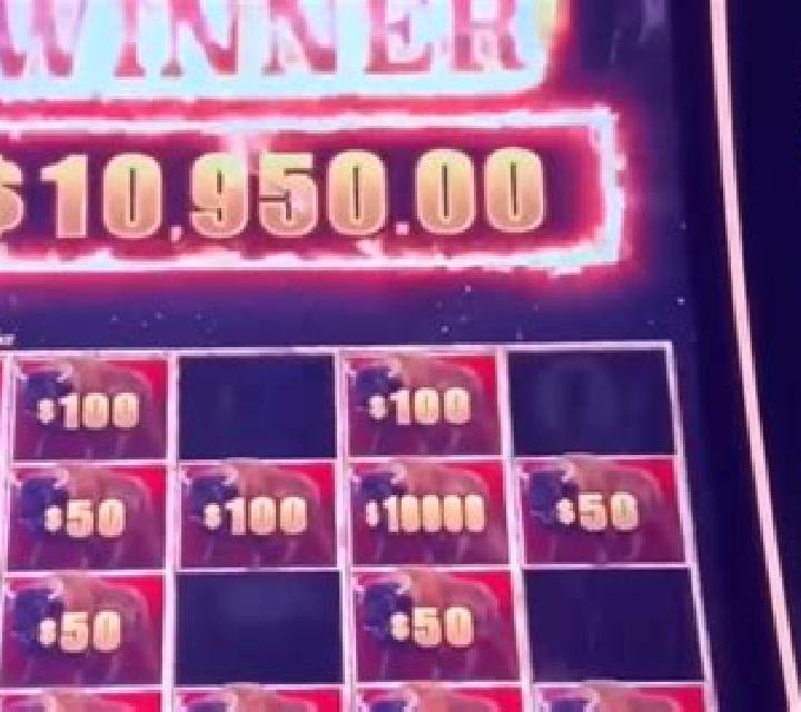 Team Win Fast slot machine