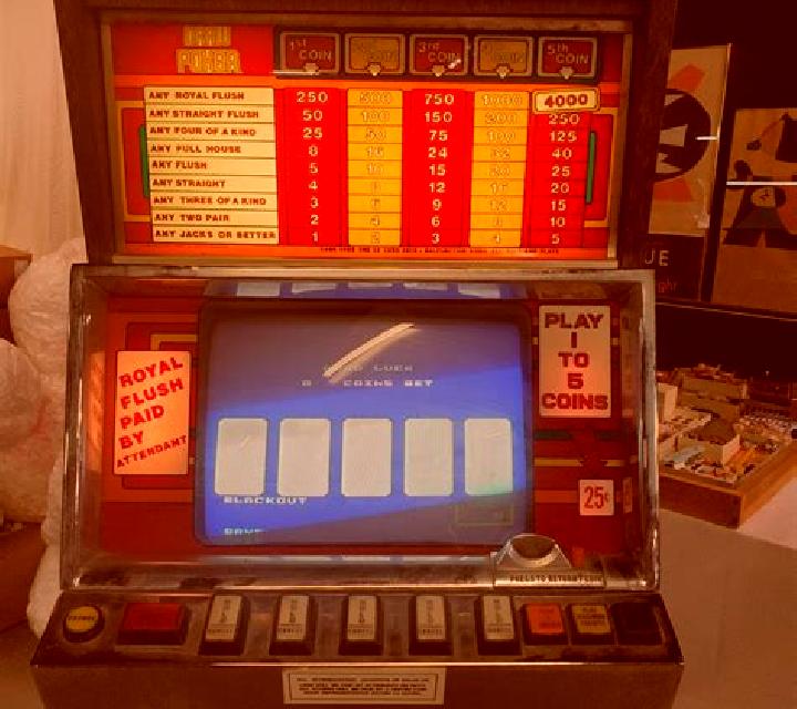 Tequila Poker slot machine