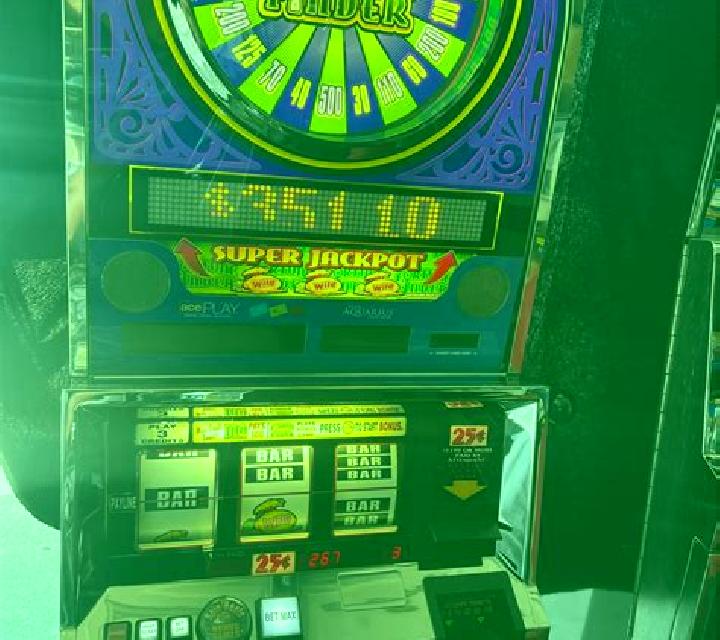 The Fin Finder slot machine