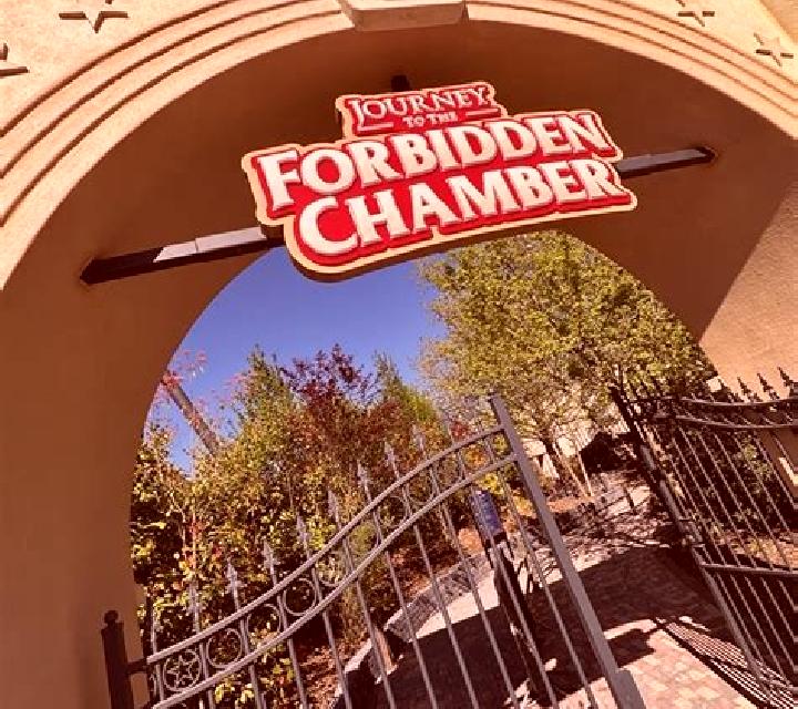 The Forbidden Chamber slot machine