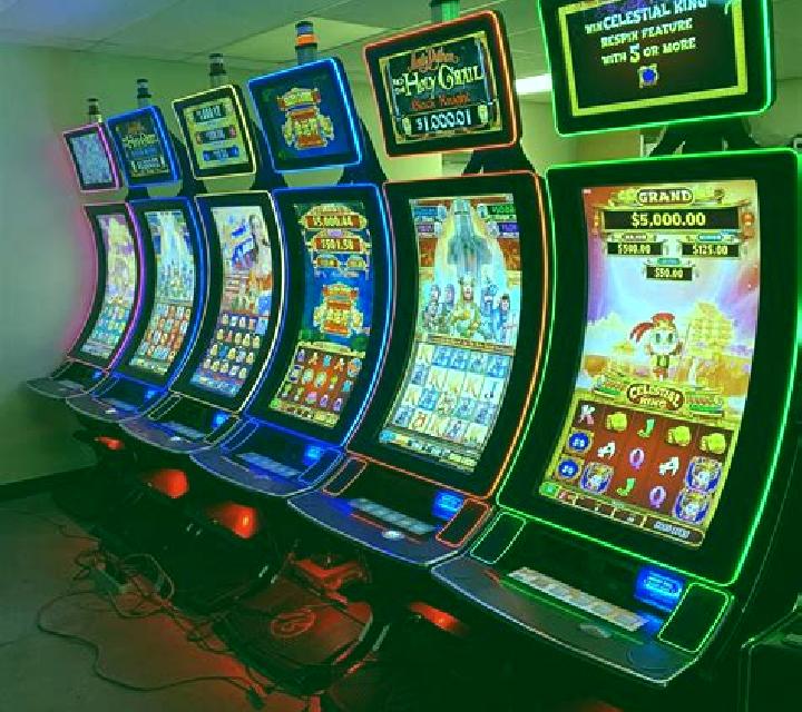 The Golden Egg (Pascal Gaming) slot machine