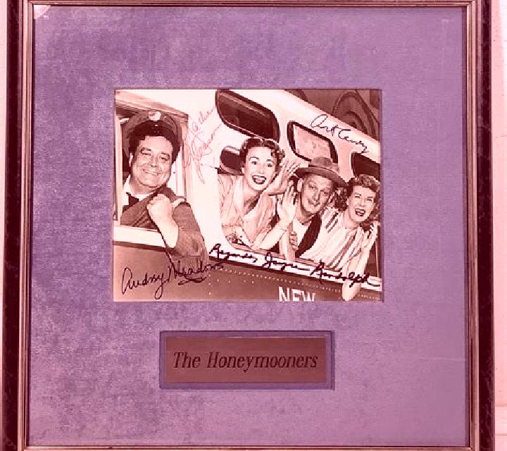 The Honeymooners slot machine