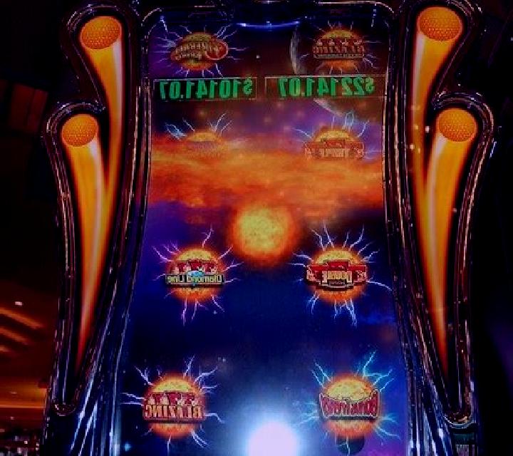 The Lone Fireball slot machine