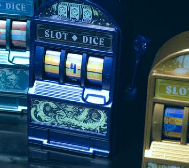 The Vampires 2 Dice slot machine