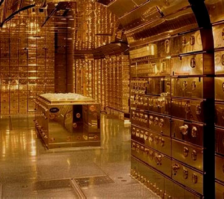 THE VAULT - Gold & Silver slot game