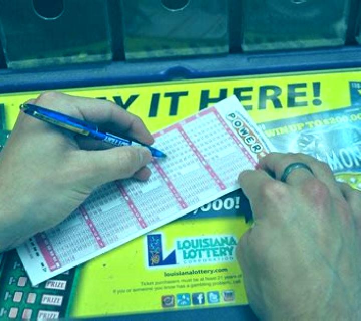 The Winning Pick™ slot game