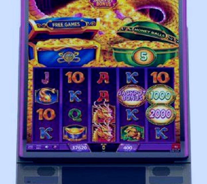 Thorns & Treasures slot machine