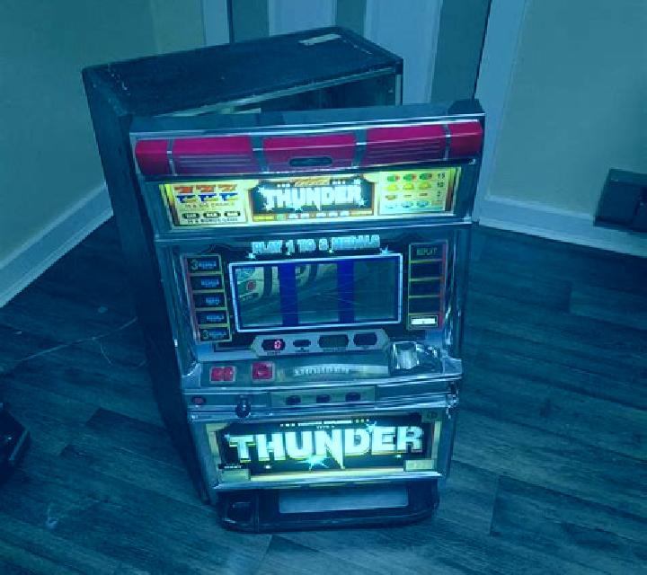 Thunder Rock slot machine
