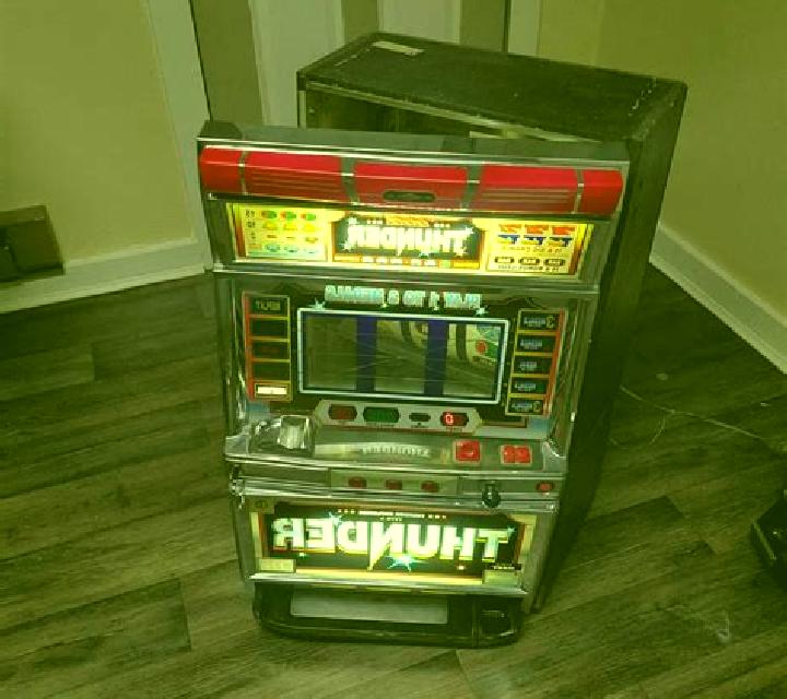 Thunder Shields slot machine