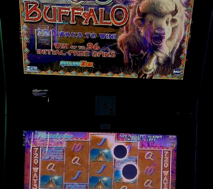 Thundering Buffalo: Jackpot Dash slot game