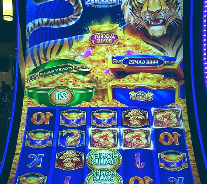 Tiger s Treasures slot machine
