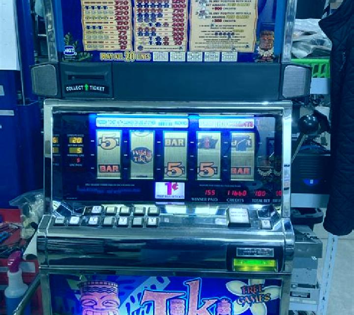 Tiki Beach (PlayPearls) slot machine