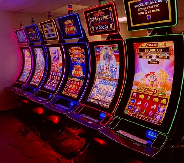 Timelines (Northern Lights Gaming) slot machine