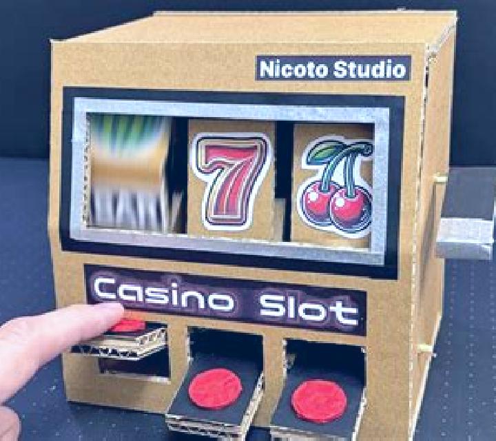 Tinkering Box slot machine