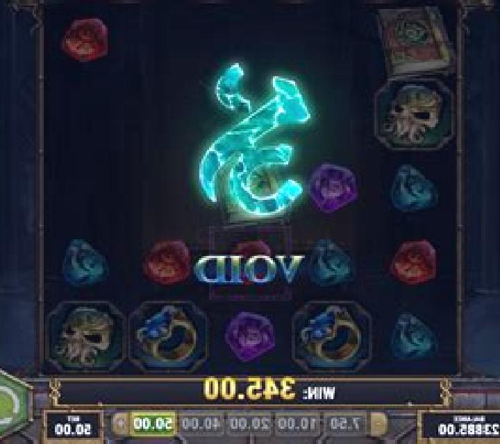 Tome of Madness slot game