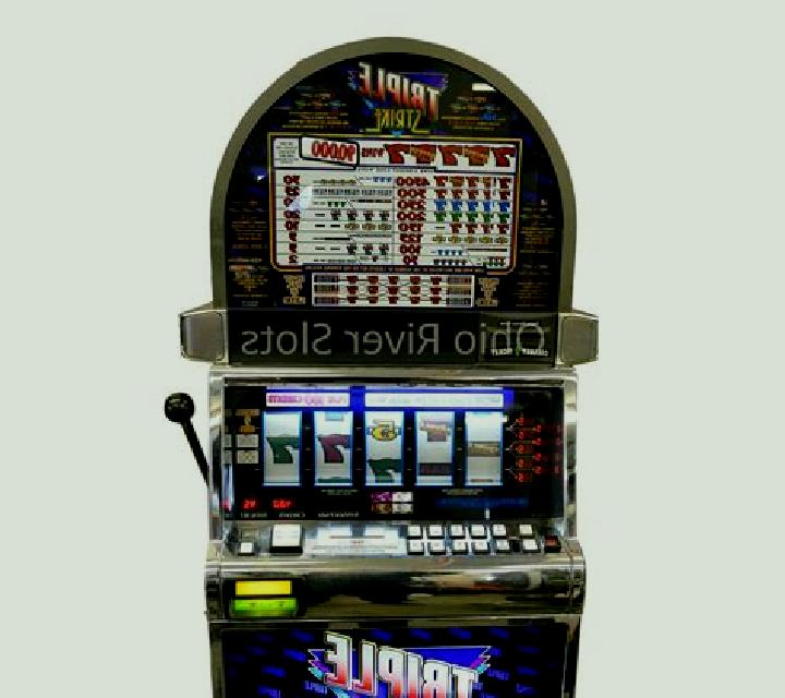 Total Strike slot machine