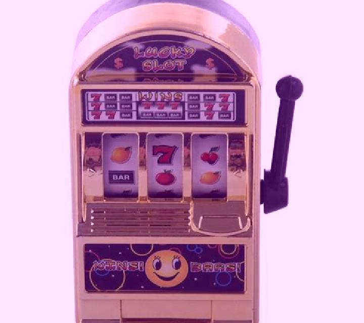 Toys slot machine
