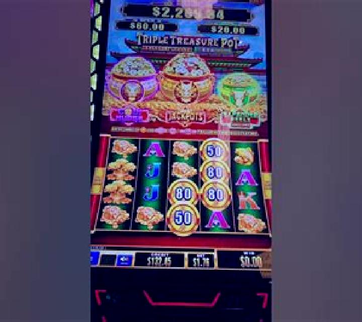 Treasure Pot slot machine