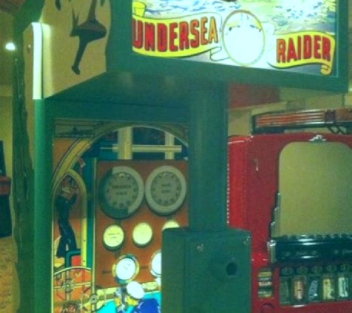 Treasure Raider (Bally) online slot