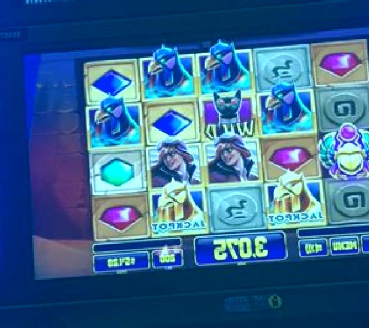 Treasures of the Tomb slot