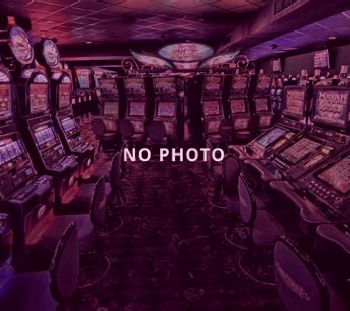 Tri Card Poker (Woohoo) online slot