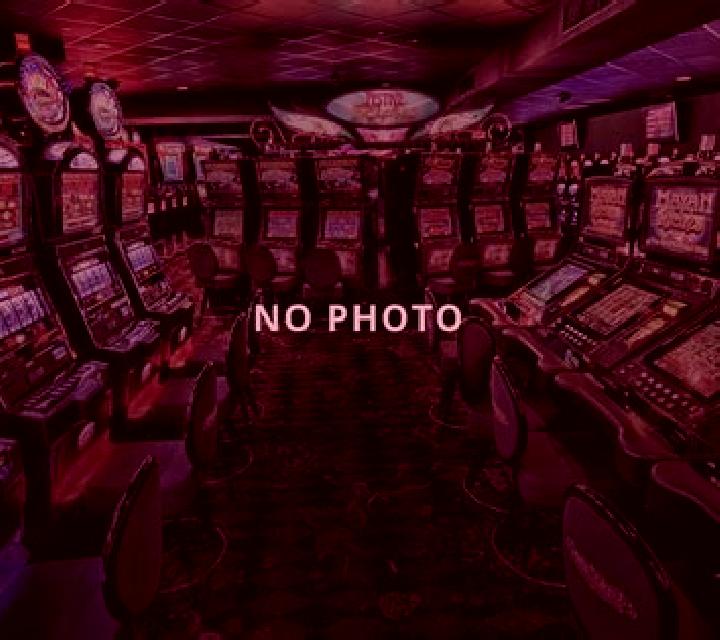 Tri Card Poker (Woohoo) slot