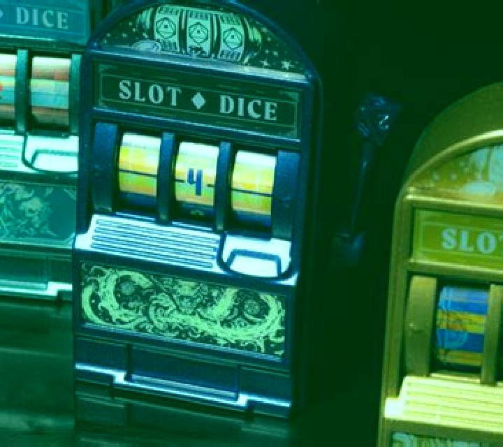 Triad Dice slot game