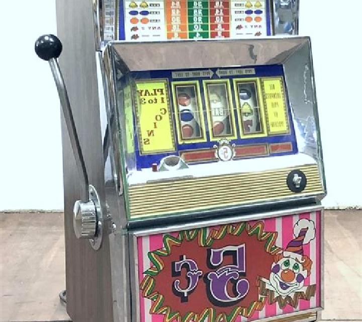 Trickster slot machine