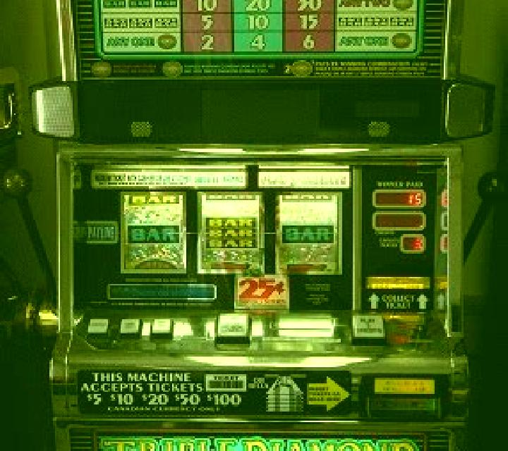 Triple Diamond slot machine
