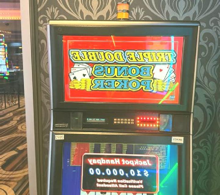 Triple Double Bonus slot machine
