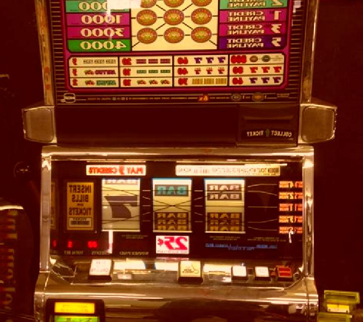 Triple Double Diamond slot game
