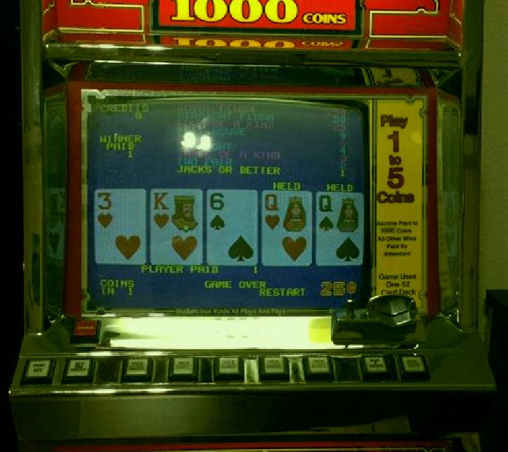 Triple Edge Poker (Betsoft) slot machine