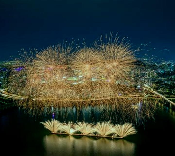 Triple Pop Fireworks Festival online slot
