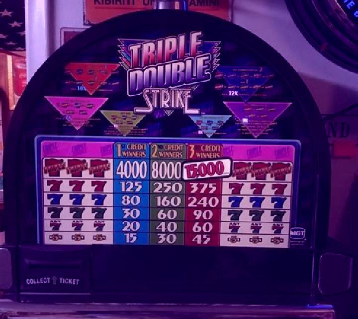 Triple Power Cash Strike slot machine