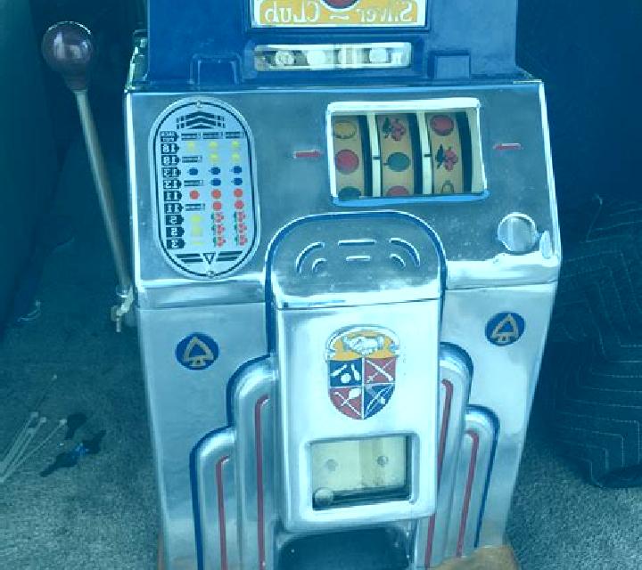 Trixel slot machine