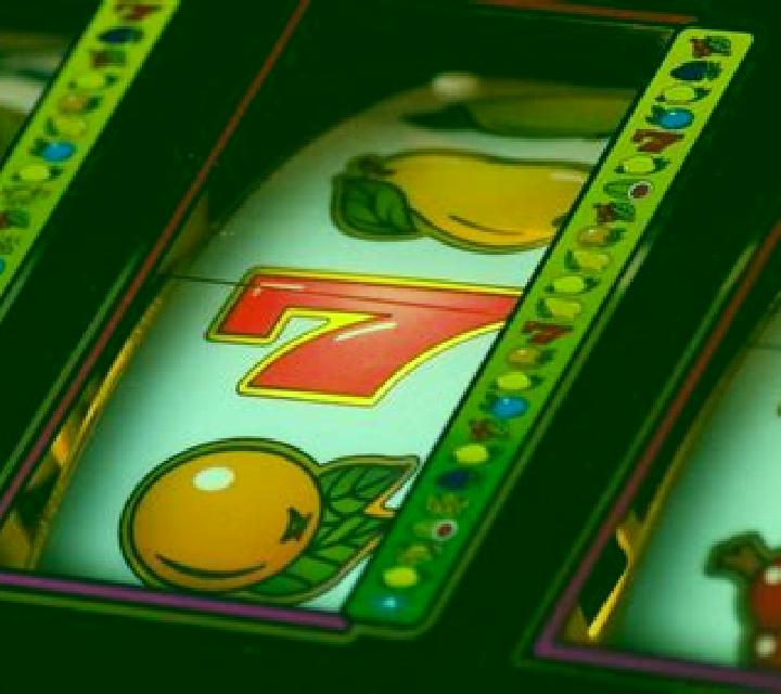 Tukanito slot machine