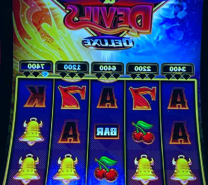 Turbo Diamonds slot machine