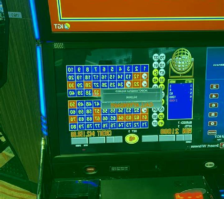 Tutan Keno slot machine