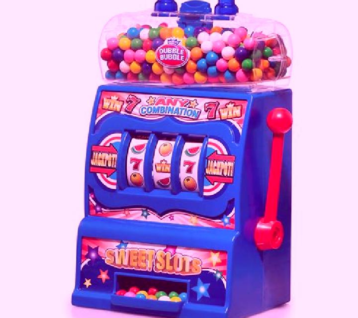 Twisted Candy Shop slot machine