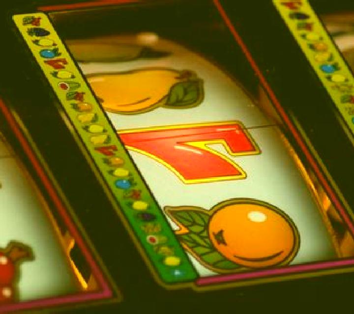 U4 slot machine