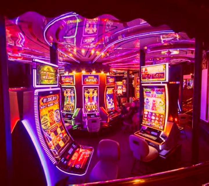 UFO - Double Up! slot game