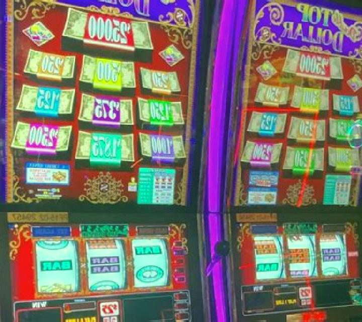 Uncles Dollar slot