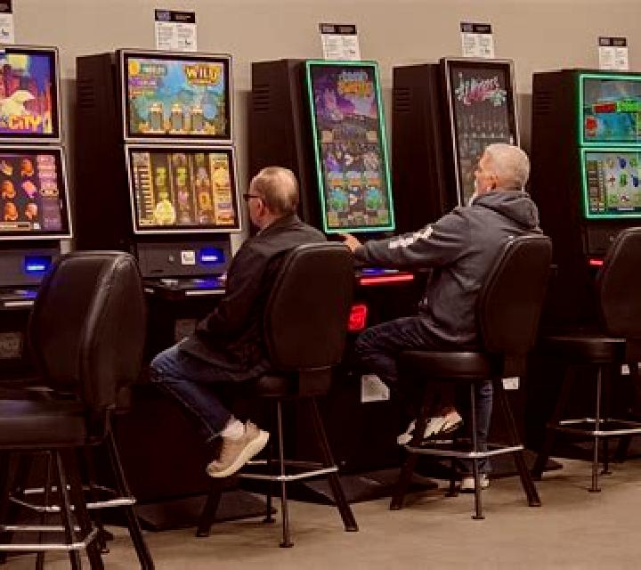 Up Down online slot