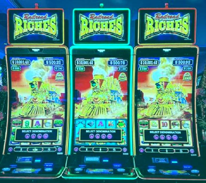 Vaults Wasteland Riches slot machine