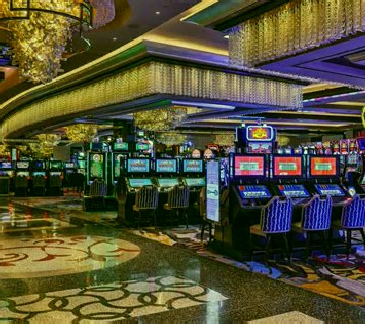 Vegas Glam slot machine