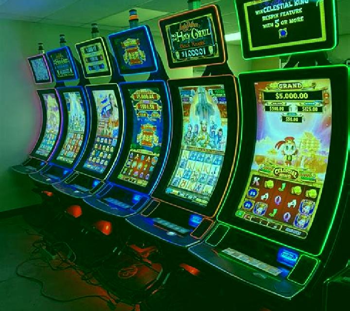 Vegas Lights (CORE Gaming) slot machine