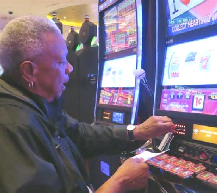 Very Hot Dice 40 slot